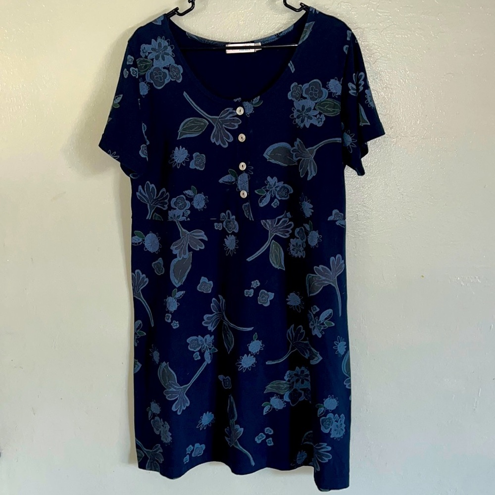 Fresh produce dress size medium